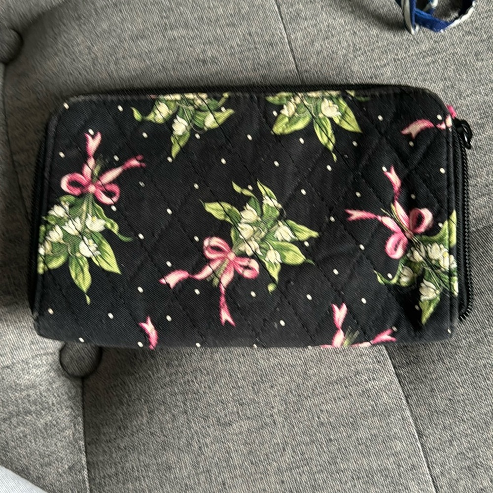 Vera Bradley wallet
